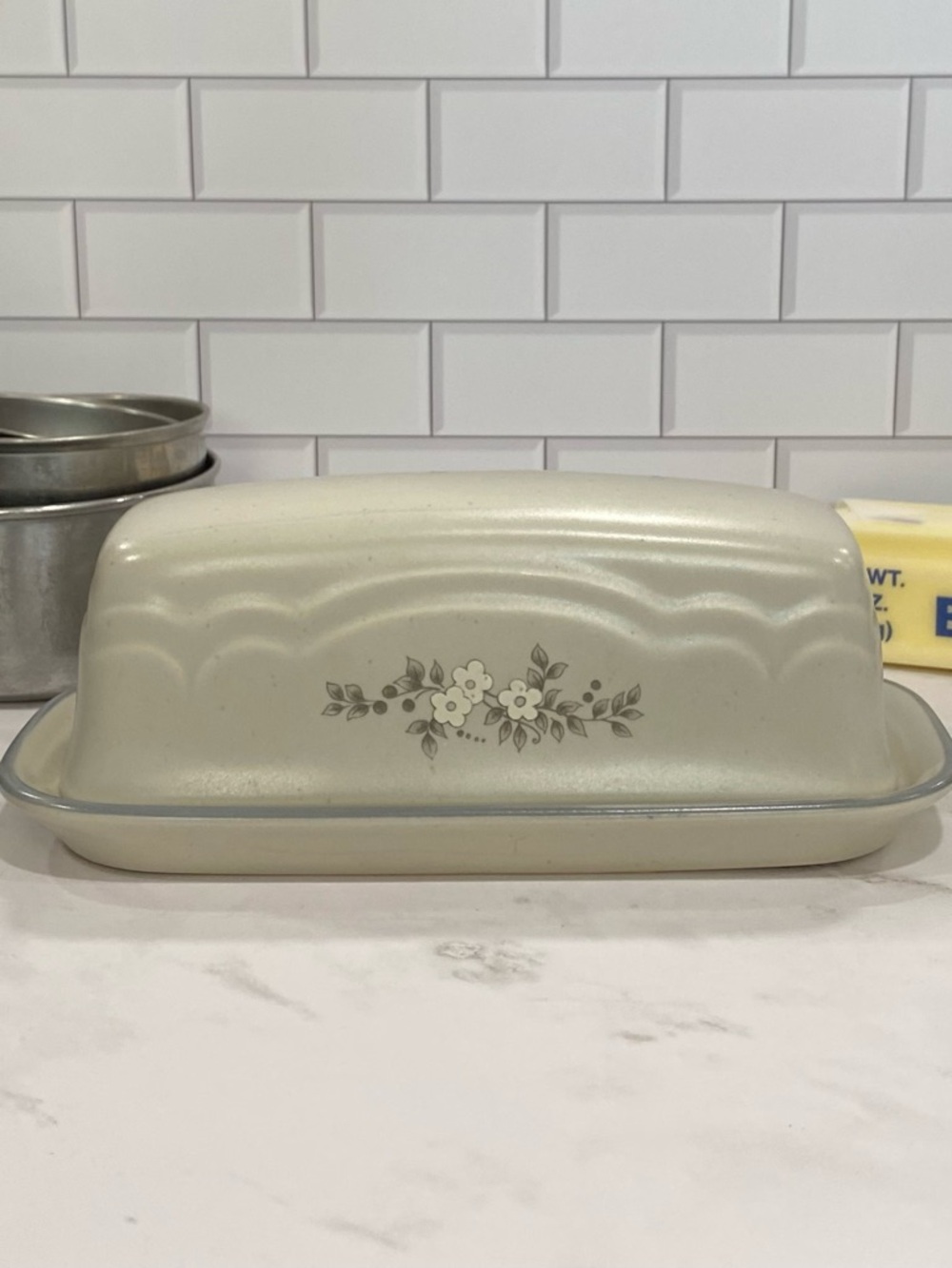 Pfaltzgraff Heirloom Covered Butter Dish